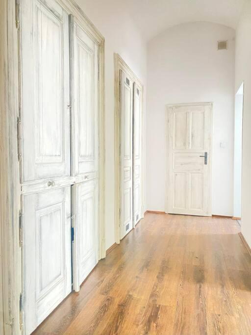 Apartament Large 89m2 Apartment, 3 Bedrooms And 2 Bathrooms Kraków